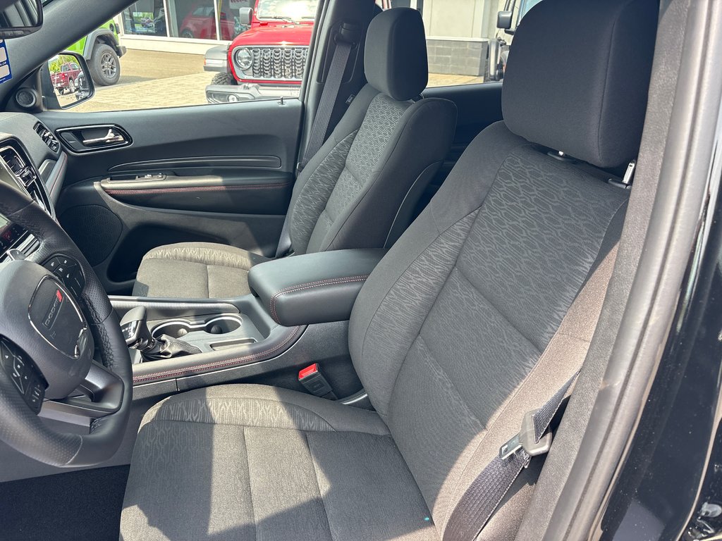 2025 Dodge Durango GT in Carleton, Quebec - 13 - w1024h768px