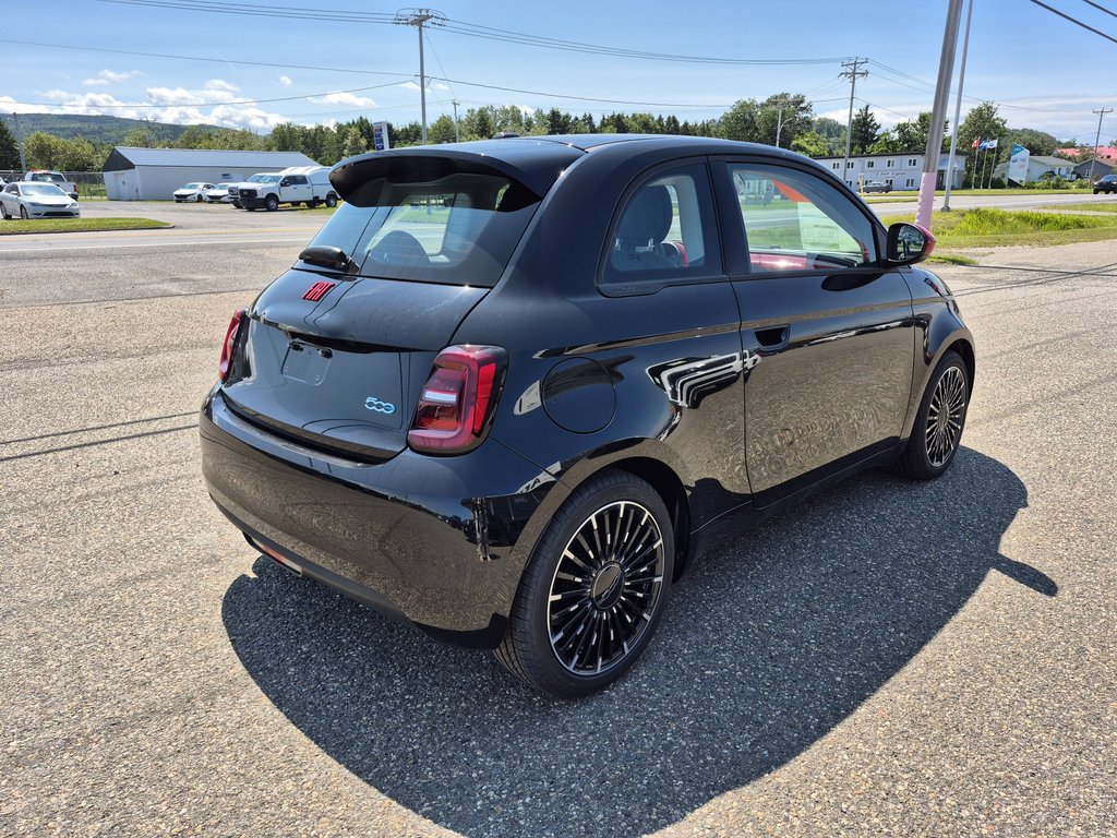 2024 Fiat 500e RED in Carleton, Quebec - 4 - w1024h768px