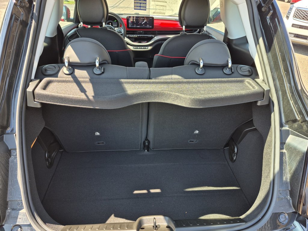2024 Fiat 500e RED in Carleton, Quebec - 7 - w1024h768px