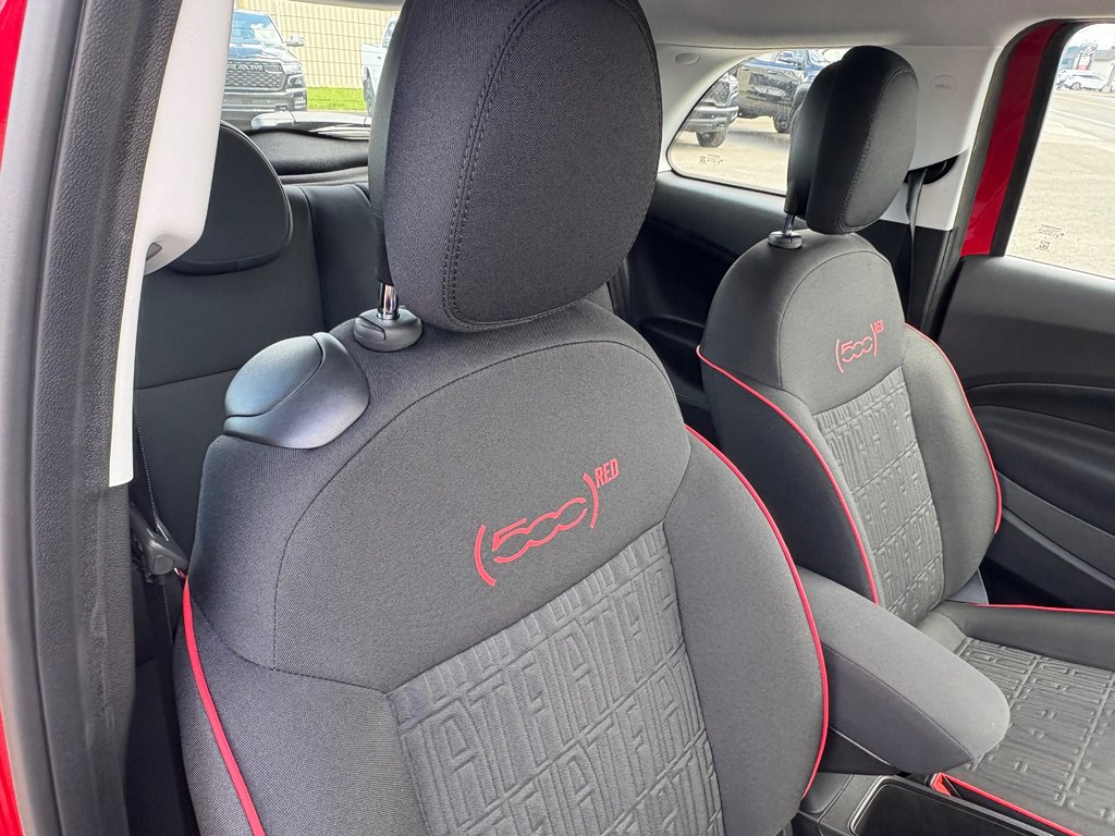 2024 Fiat 500e RED in Carleton, Quebec - 11 - w1024h768px