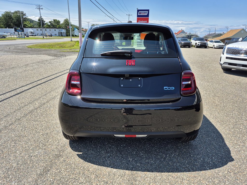 Fiat 500e (RED) Edition 2024 à Carleton, Québec - 5 - w1024h768px
