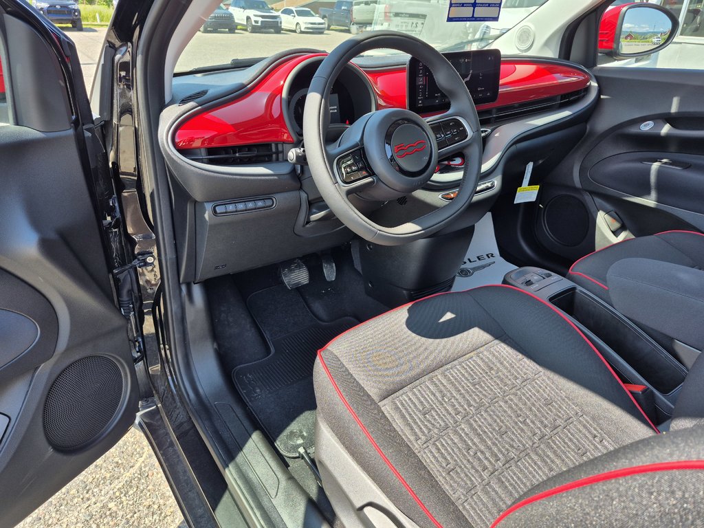 Fiat 500e (RED) Edition 2024 à Carleton, Québec - 16 - w1024h768px