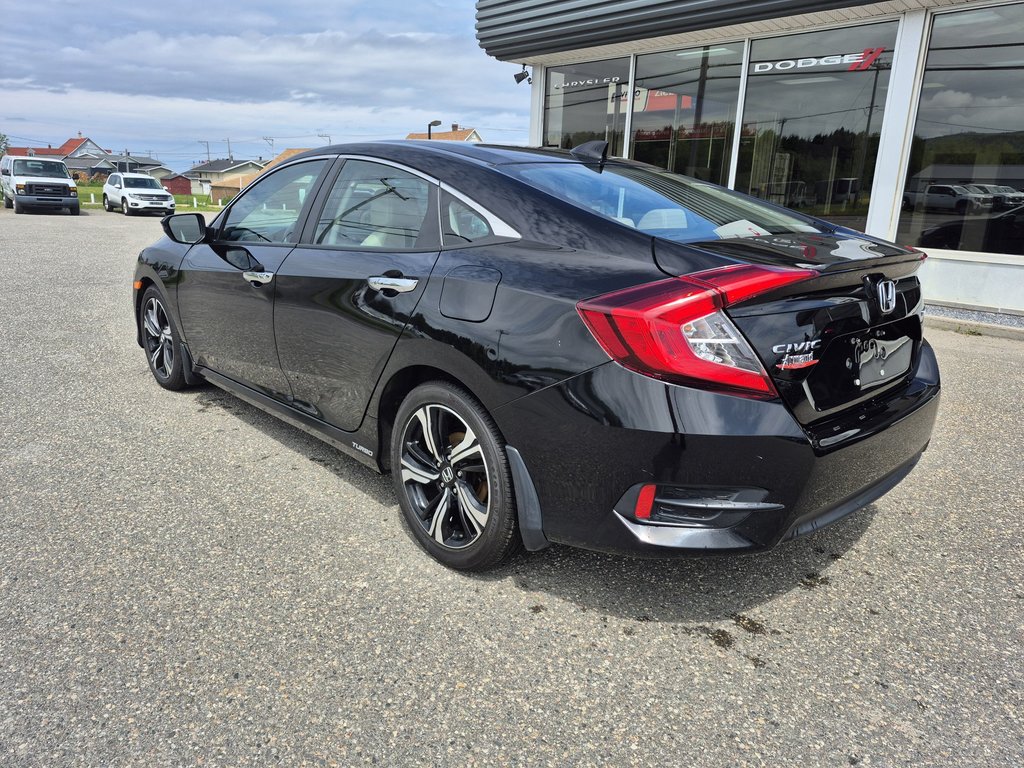 Honda Civic Sedan Touring 2017 à Carleton, Québec - 7 - w1024h768px