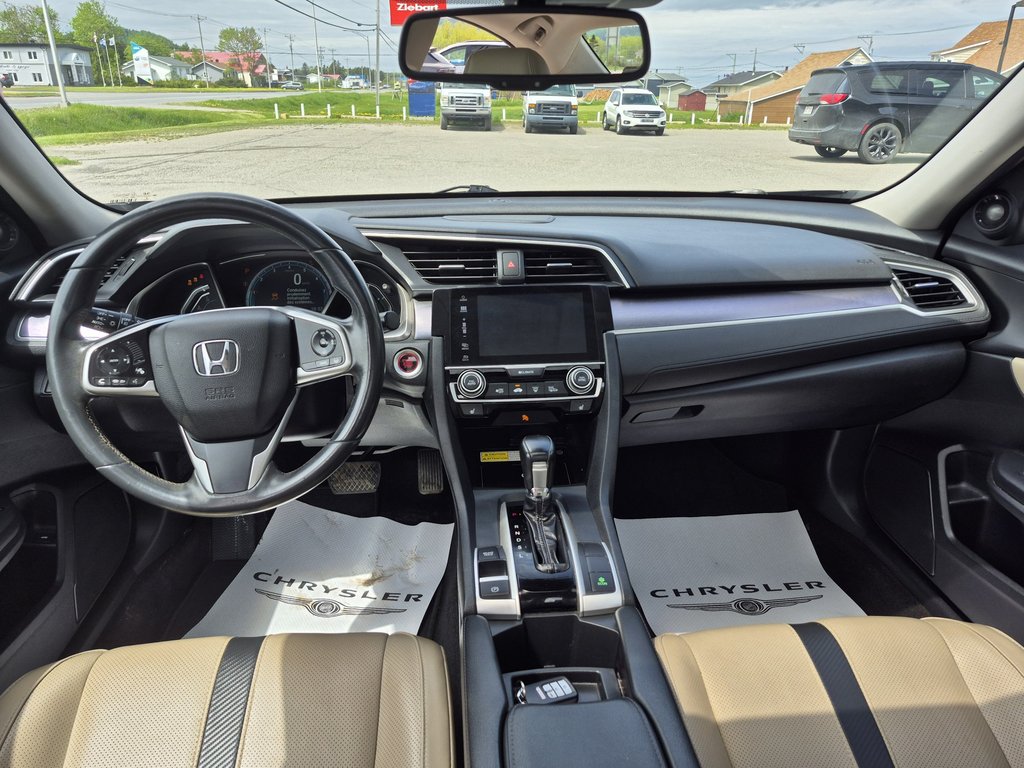 Honda Civic Sedan Touring 2017 à Carleton, Québec - 9 - w1024h768px