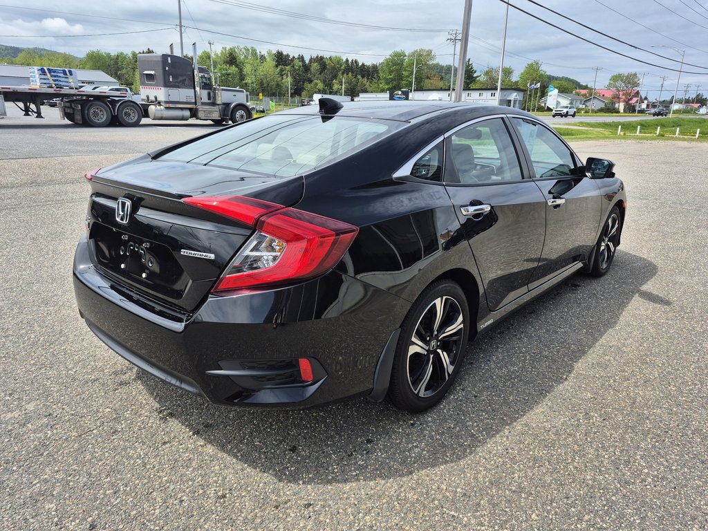 Honda Civic Sedan Touring 2017 à Carleton, Québec - 3 - w1024h768px