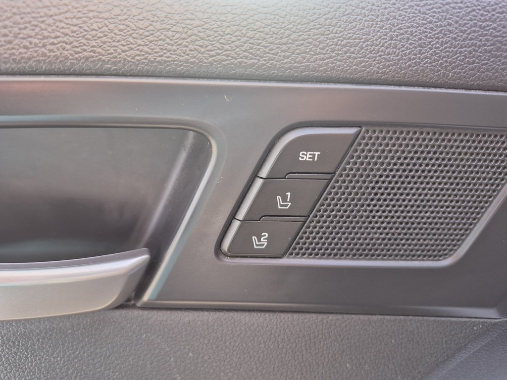 Hyundai Elantra Limited 2018 à Carleton, Québec - 11 - w1024h768px