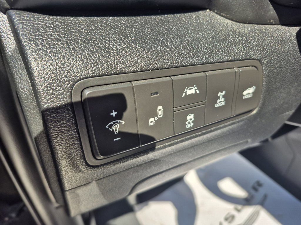 2021 Hyundai Tucson Ultimate in Carleton, Quebec - 12 - w1024h768px