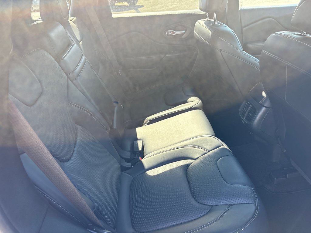 Jeep Cherokee Limited 2016 à Carleton, Québec - 9 - w1024h768px