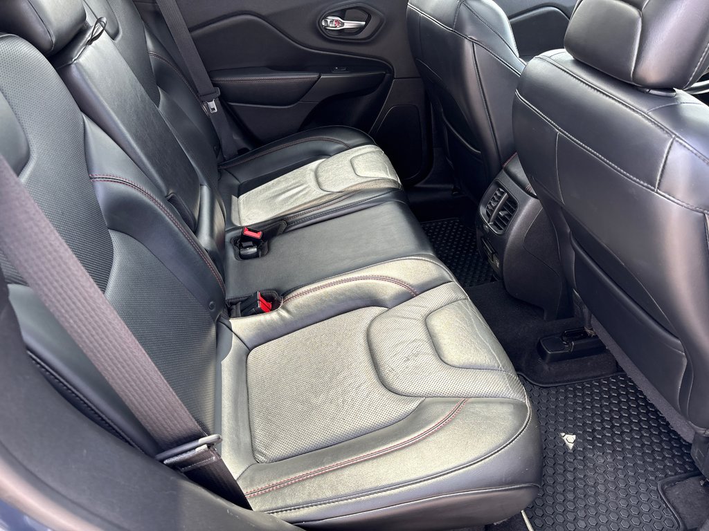 Jeep Cherokee Trailhawk Elite 2019 à Carleton, Québec - 8 - w1024h768px