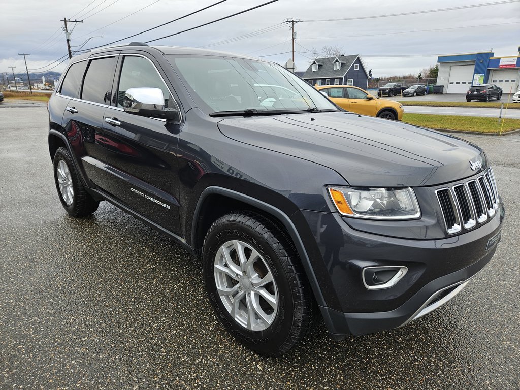 2014  Grand Cherokee Limited in Carleton, Quebec - 3 - w1024h768px