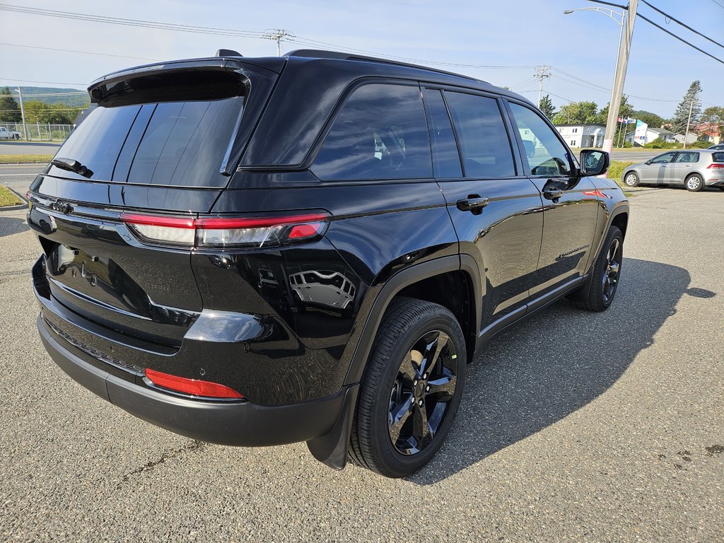 Grand Cherokee ALTITUDE 2024 à Carleton, Québec - 4 - w1024h768px