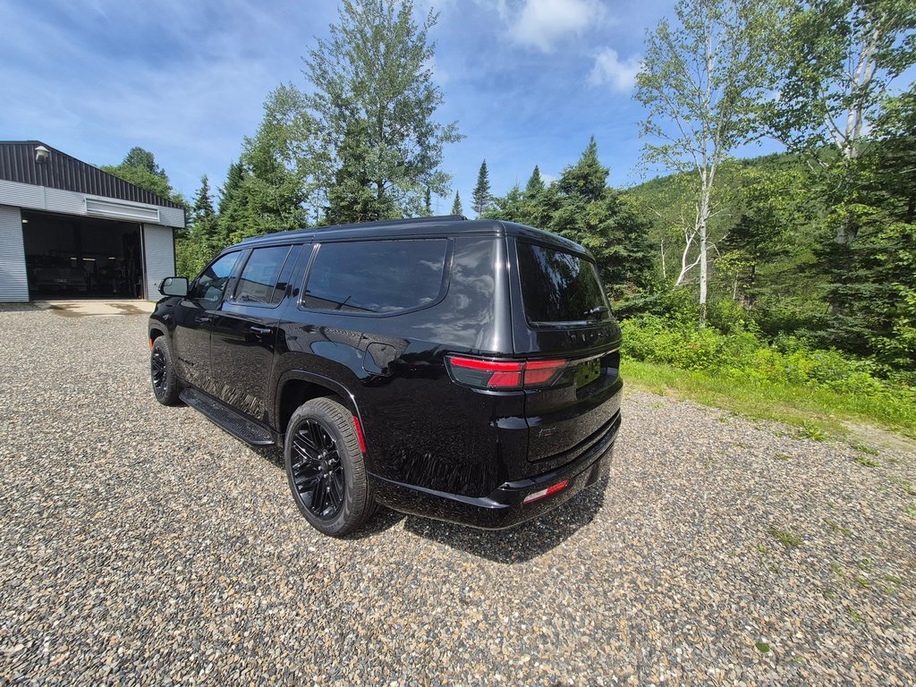 2025 Jeep Wagoneer L SERIES II CARBIDE in Carleton, Quebec - 4 - w1024h768px
