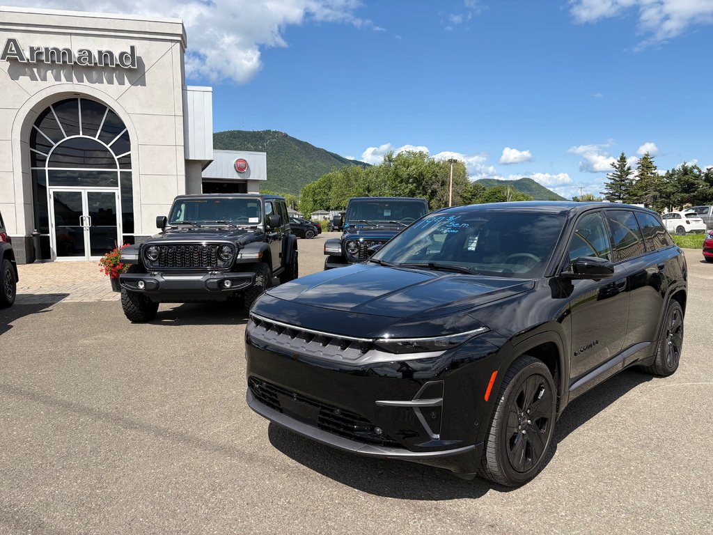2024 Jeep WAGONEER S LAUNCH EDITION in Carleton, Quebec - 1 - w1024h768px