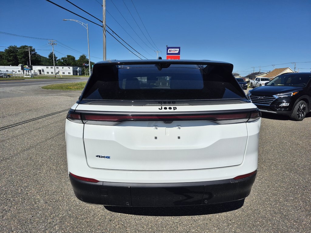 2024 Jeep WAGONEER S LAUNCH EDITION in Carleton, Quebec - 5 - w1024h768px