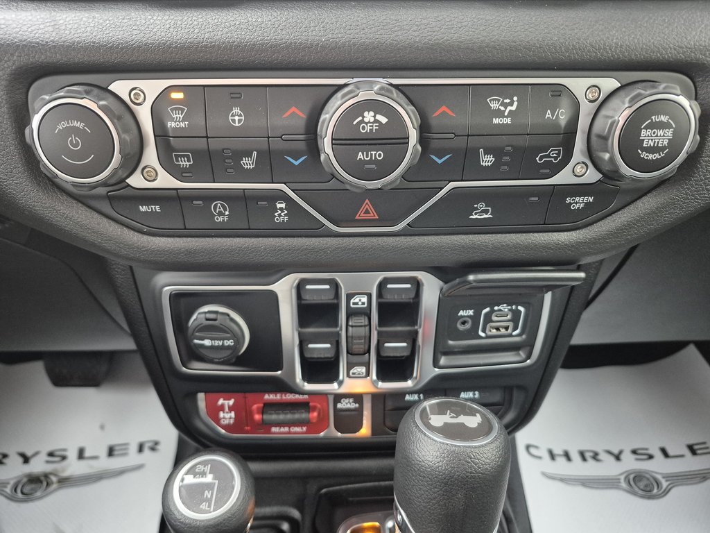 2025 Jeep WRANGLER 4-Door WILLYS in Carleton, Quebec - 13 - w1024h768px