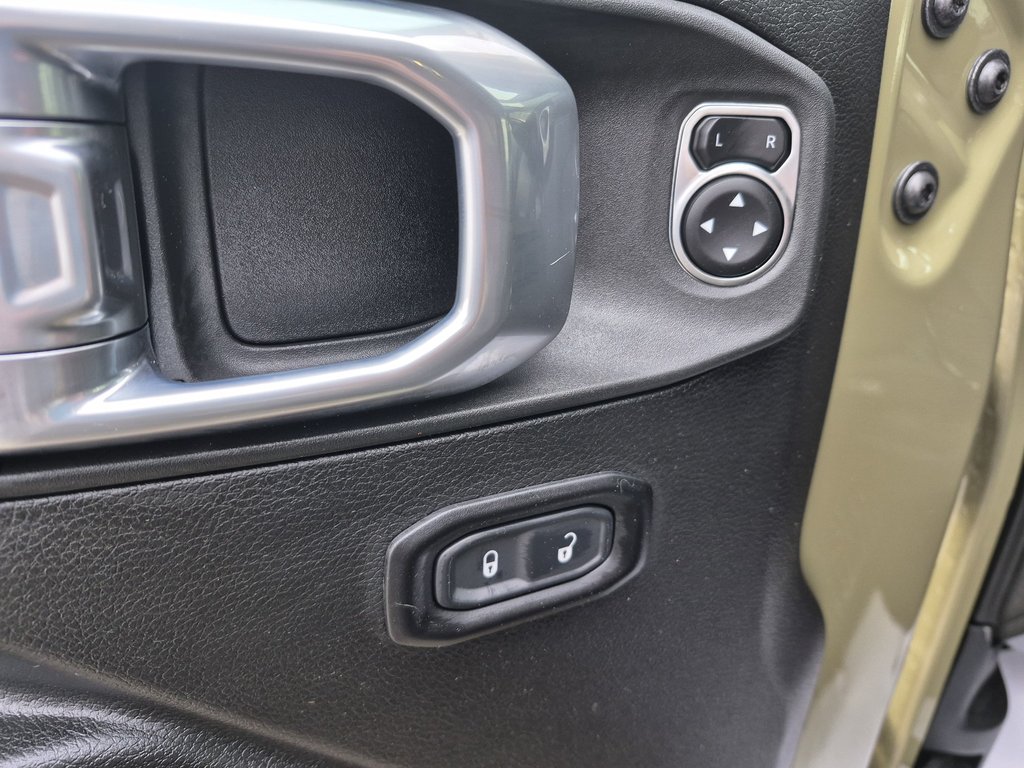 2025 Jeep WRANGLER 4-Door WILLYS in Carleton, Quebec - 9 - w1024h768px