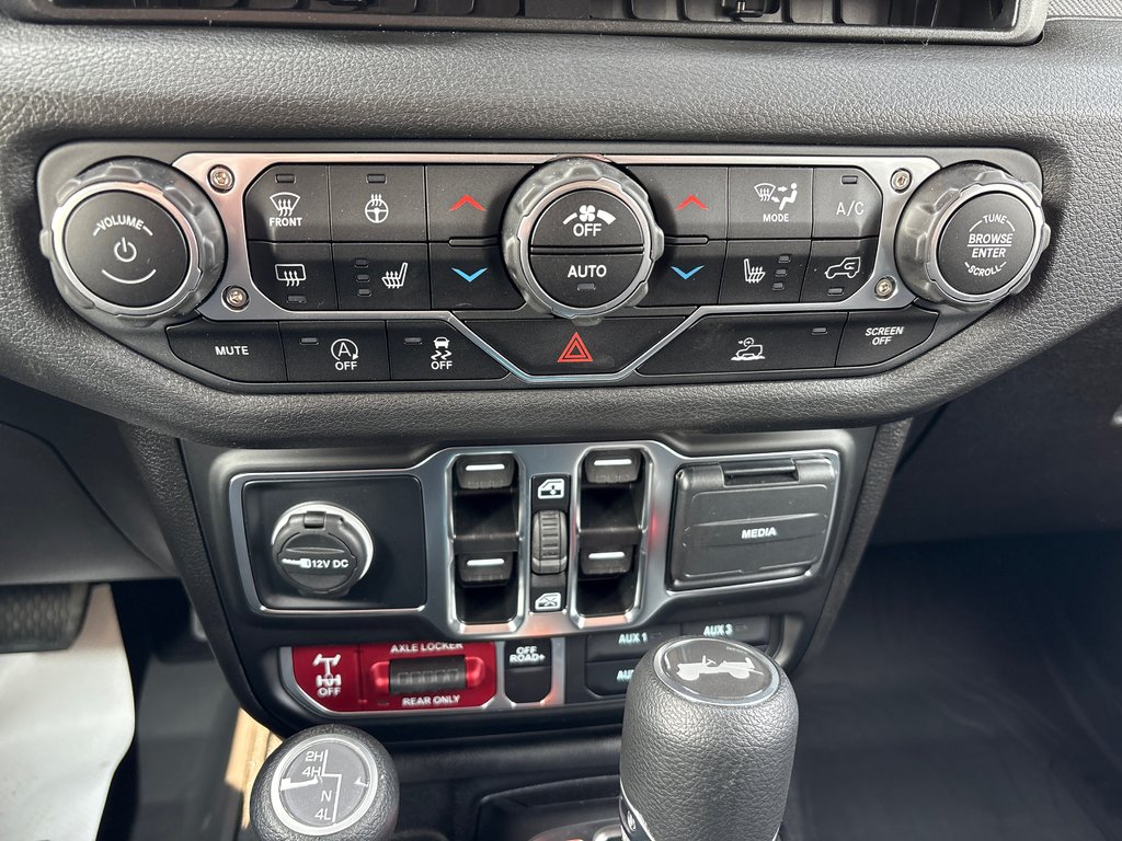 2025 Jeep WRANGLER 4-Door WILLYS in Carleton, Quebec - 19 - w1024h768px