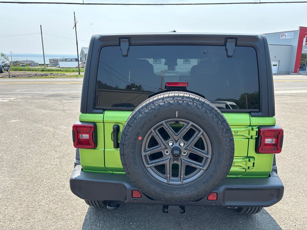 Jeep WRANGLER 4-Door SPORT S 2025 à Carleton, Québec - 7 - w1024h768px
