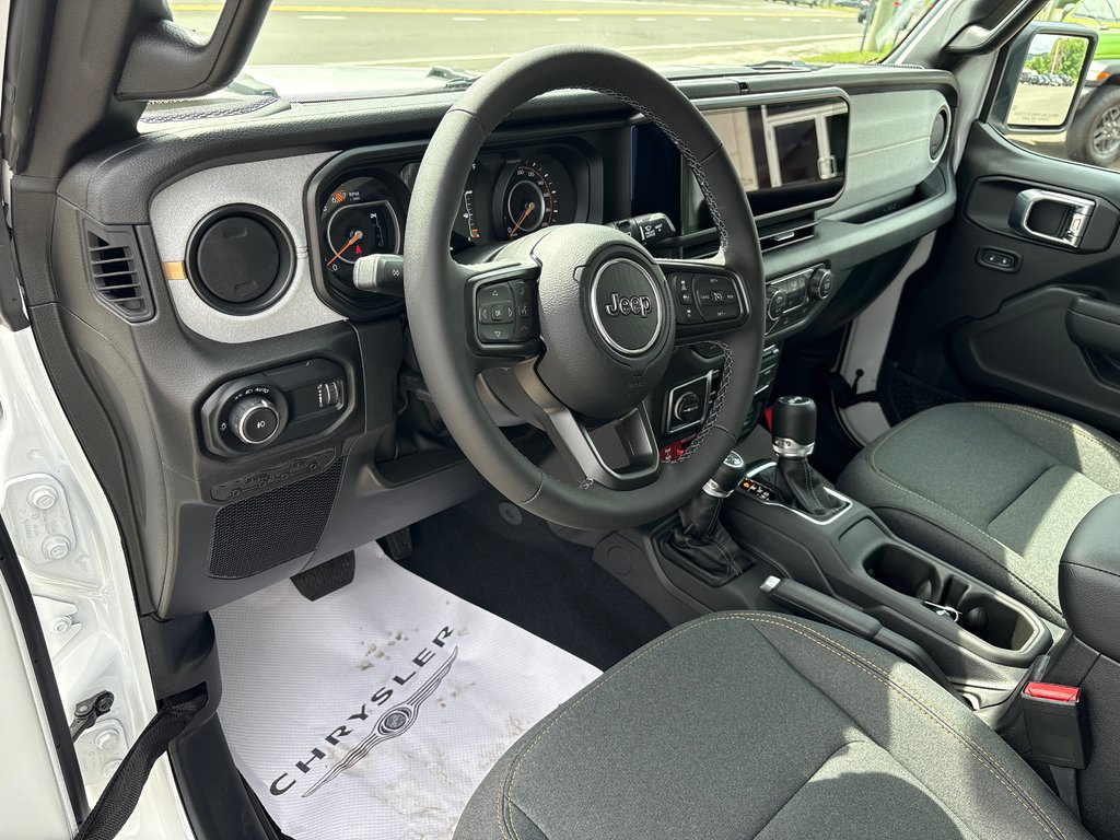 2025 Jeep WRANGLER 4-Door WILLYS in Carleton, Quebec - 12 - w1024h768px