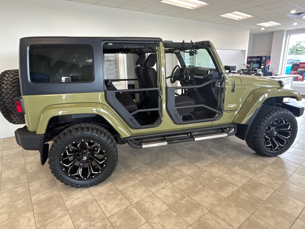 2013  Wrangler Unlimited Sahara in Carleton, Quebec - 4 - w1024h768px