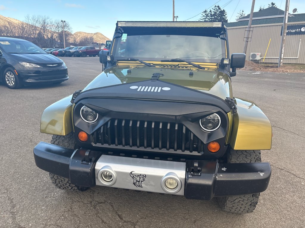 Wrangler Sahara 2008 à Carleton, Québec - 2 - w1024h768px