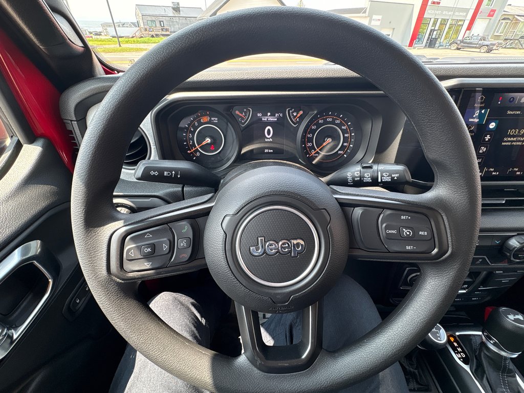 2025 Jeep Wrangler SPORT in Carleton, Quebec - 15 - w1024h768px