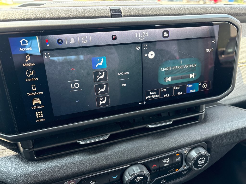 2025 Jeep Wrangler SPORT in Carleton, Quebec - 17 - w1024h768px