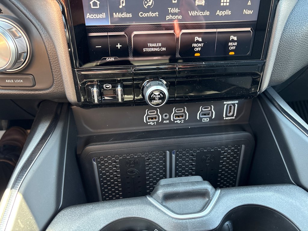 2025 Ram 1500 SPORT in Carleton, Quebec - 19 - w1024h768px