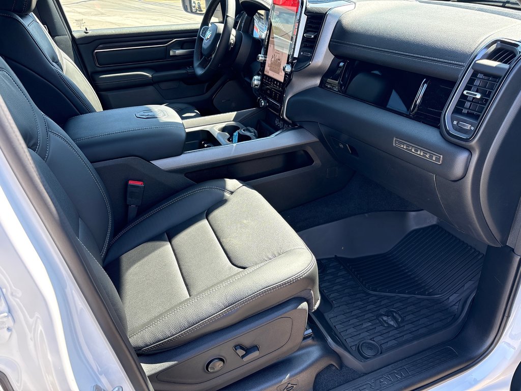 2025 Ram 1500 SPORT in Carleton, Quebec - 13 - w1024h768px