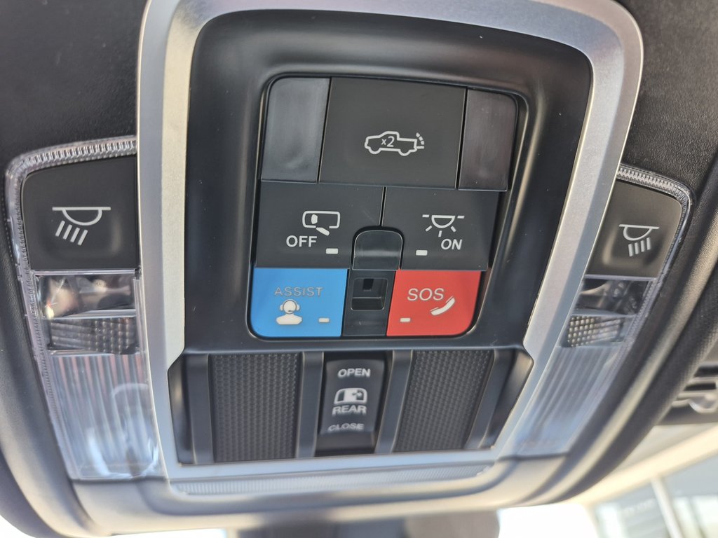 2025 Ram 1500 BIG HORN in Carleton, Quebec - 23 - w1024h768px