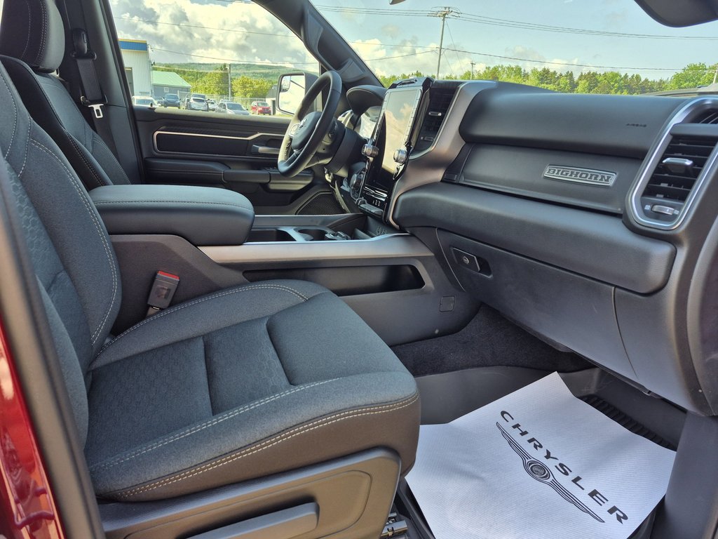 2025 Ram 1500 BIG HORN in Carleton, Quebec - 8 - w1024h768px