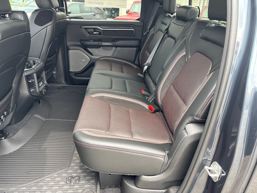 2025 Ram 1500 REBEL in Carleton, Quebec - 9 - w1024h768px