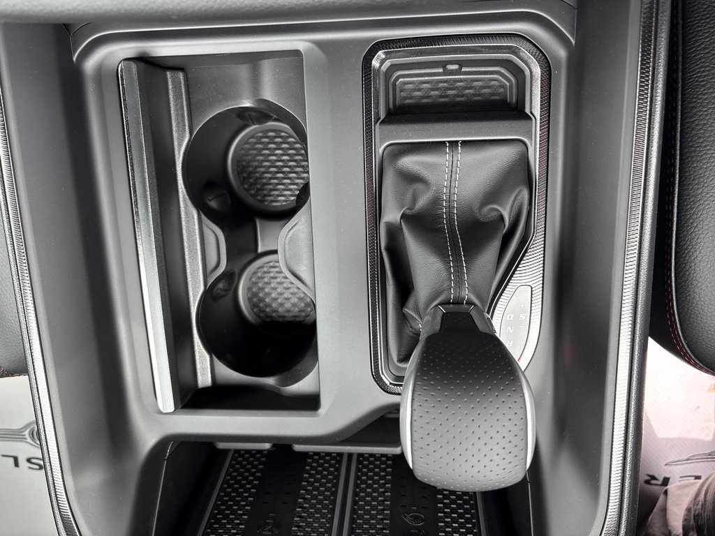 2025 Ram 1500 REBEL in Carleton, Quebec - 19 - w1024h768px