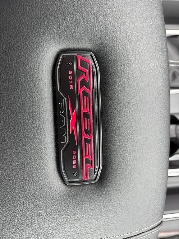 2025 Ram 1500 REBEL in Carleton, Quebec - 21 - w1024h768px