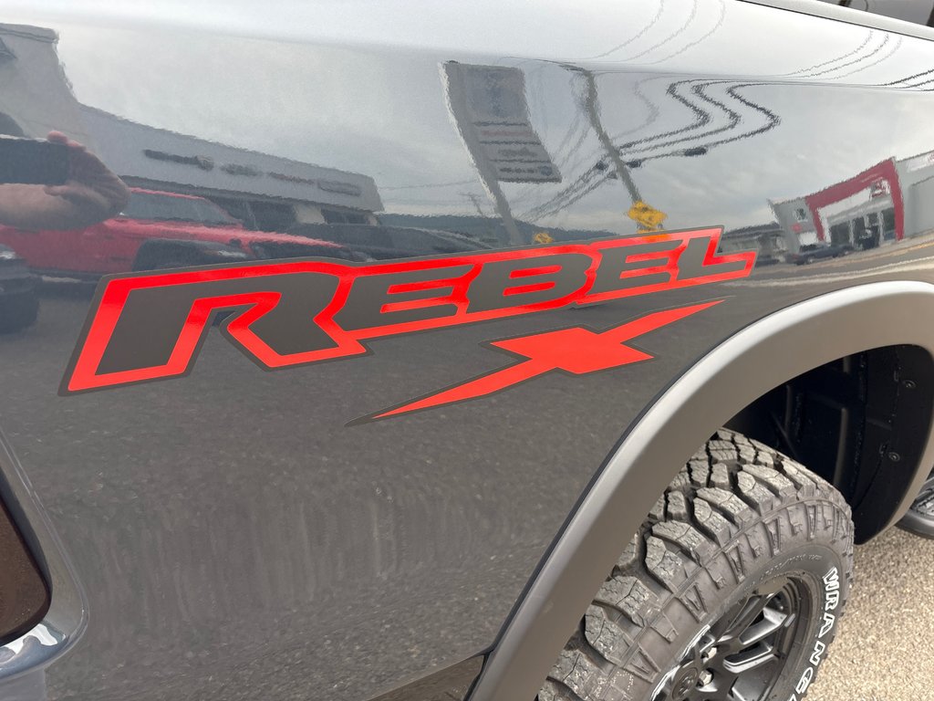 2025 Ram 1500 REBEL in Carleton, Quebec - 7 - w1024h768px