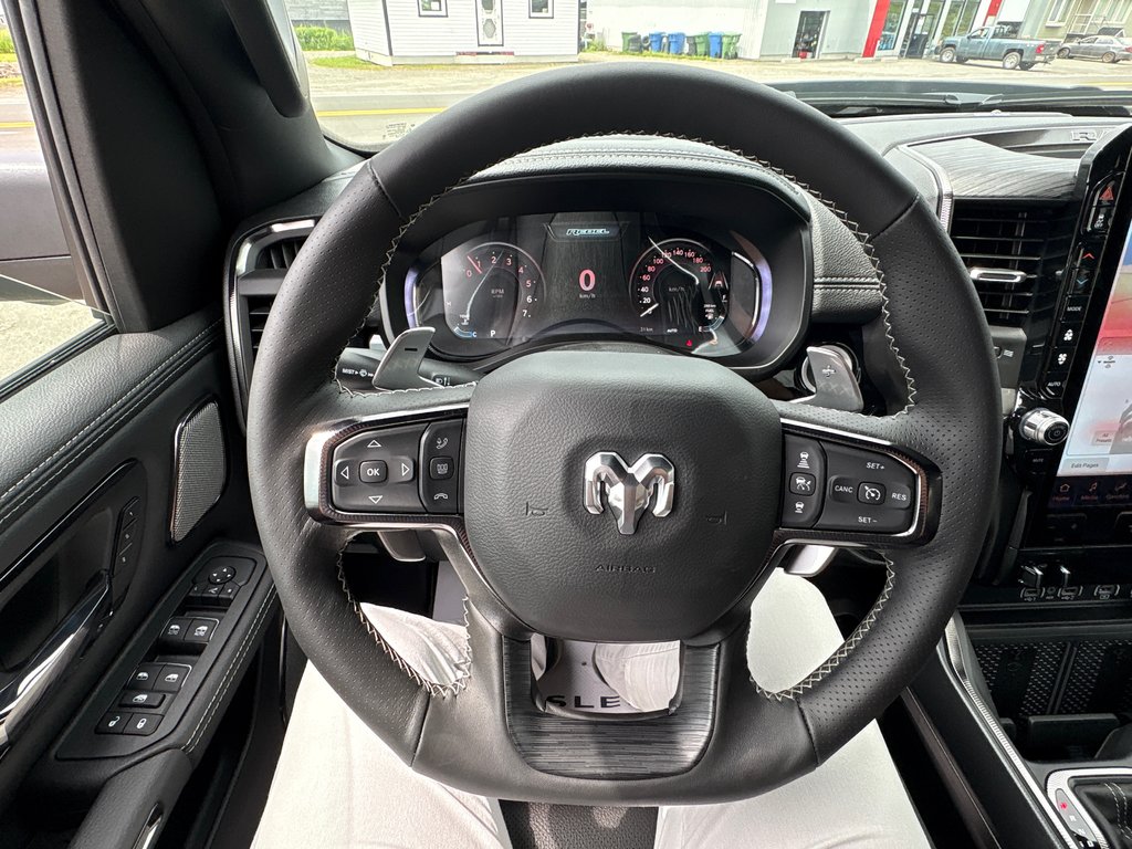 2025 Ram 1500 REBEL in Carleton, Quebec - 22 - w1024h768px