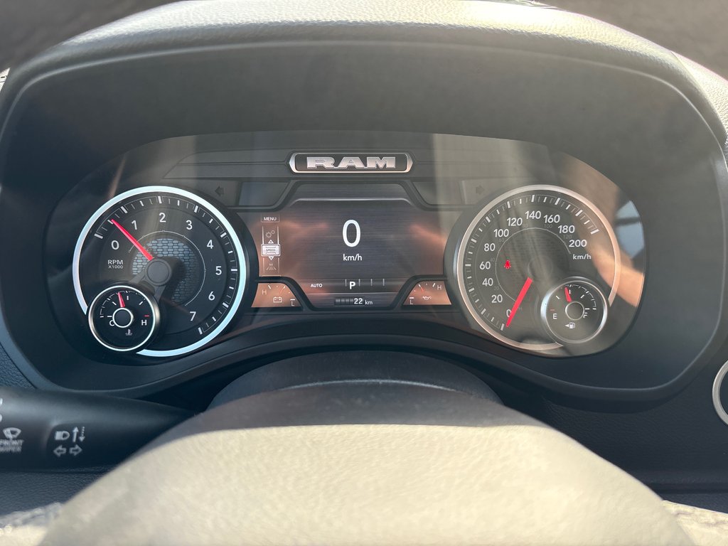 2025 Ram 1500 BIG HORN in Carleton, Quebec - 22 - w1024h768px