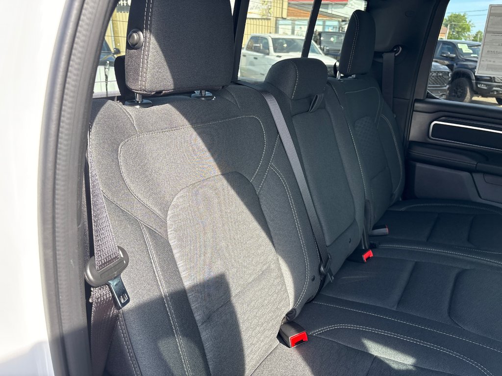 2025 Ram 1500 BIG HORN in Carleton, Quebec - 12 - w1024h768px
