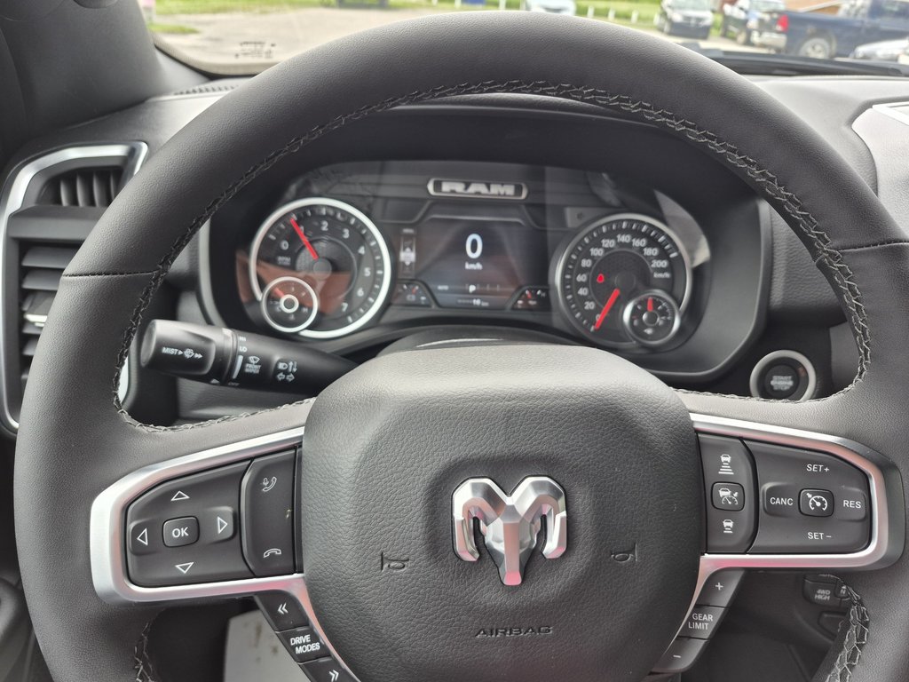 2025 Ram 1500 BIG HORN in Carleton, Quebec - 14 - w1024h768px