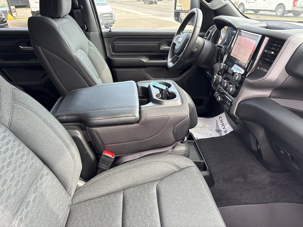 Ram 1500 WARLOCK 2025 à Carleton, Québec - 11 - w1024h768px