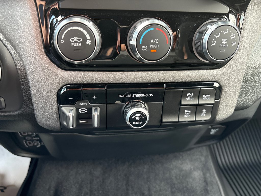 Ram 1500 WARLOCK 2025 à Carleton, Québec - 18 - w1024h768px
