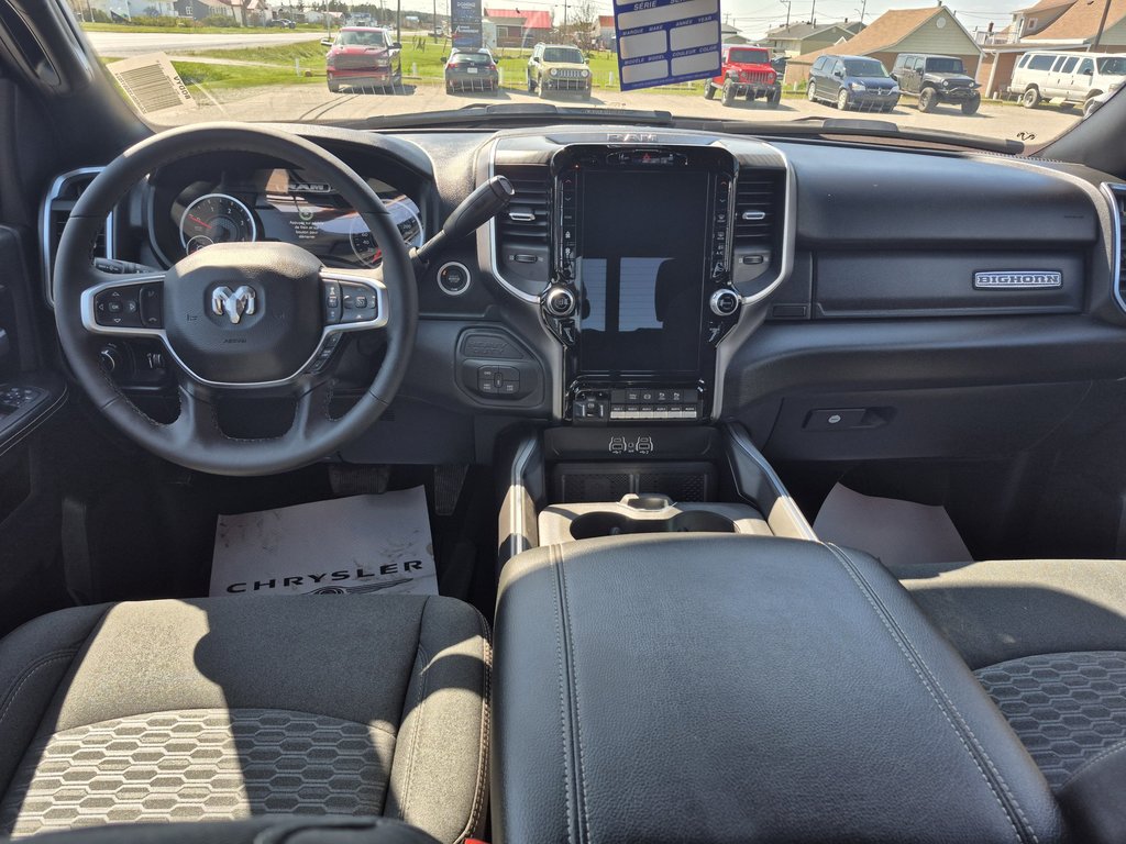2025 Ram 2500 BIG HORN in Carleton, Quebec - 10 - w1024h768px