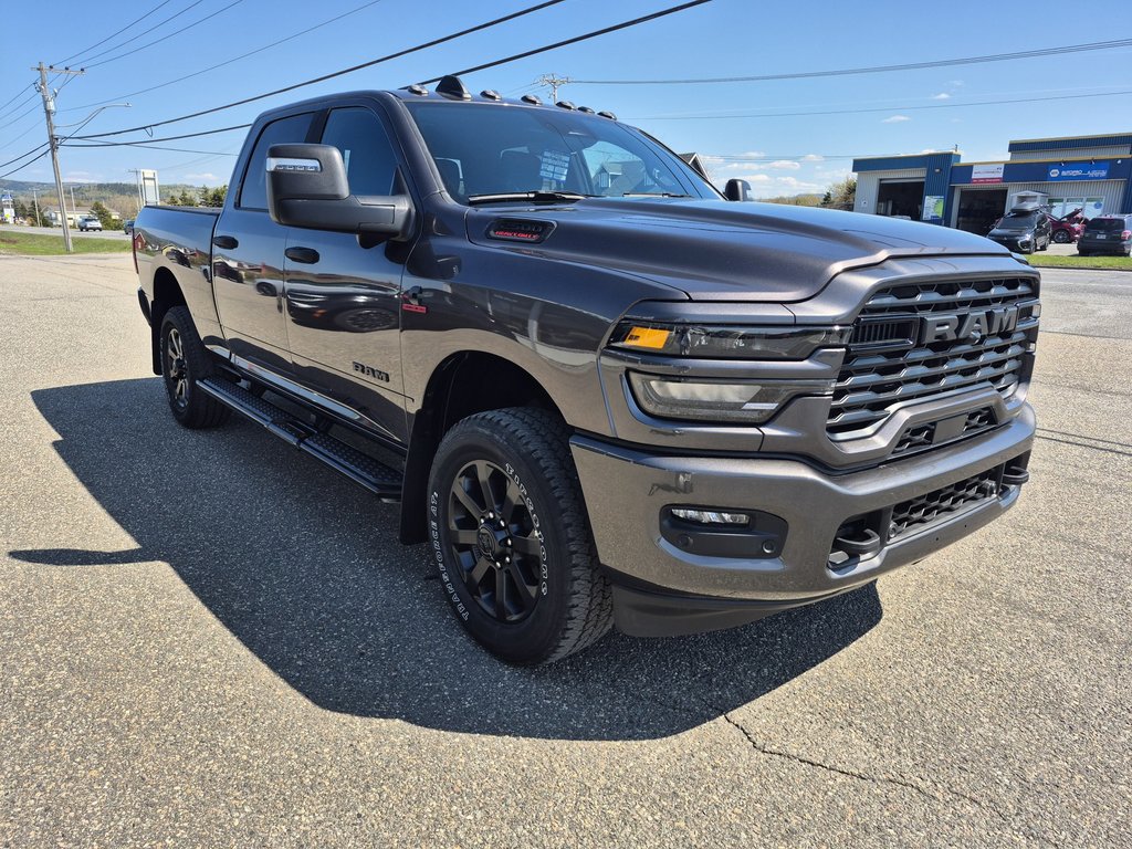 2025 Ram 2500 BIG HORN in Carleton, Quebec - 3 - w1024h768px