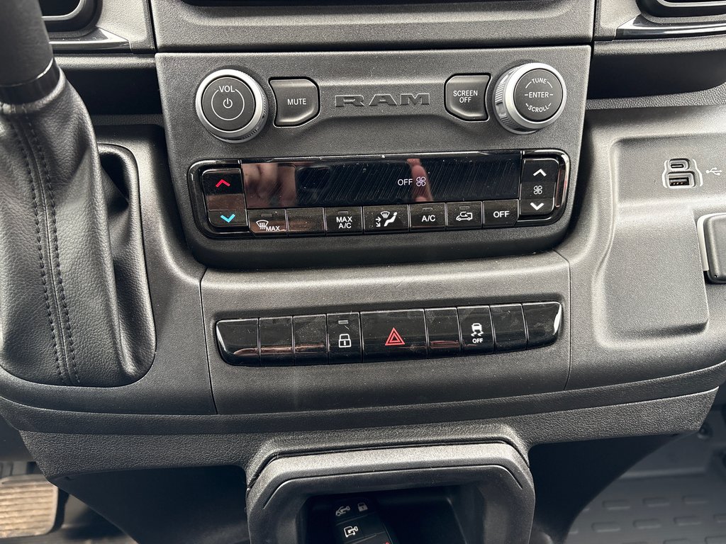 2025 Ram PROMASTER CARGO VAN 2500 TRADESMAN W/ PASS SEAT in Carleton, Quebec - 17 - w1024h768px
