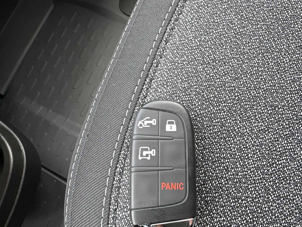 2025 Ram PROMASTER CARGO VAN 2500 TRADESMAN W/ PASS SEAT in Carleton, Quebec - 22 - w1024h768px