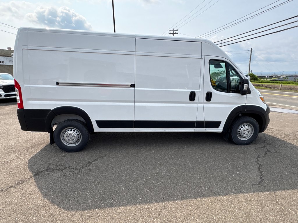 2025 Ram PROMASTER CARGO VAN 2500 TRADESMAN W/ PASS SEAT in Carleton, Quebec - 5 - w1024h768px