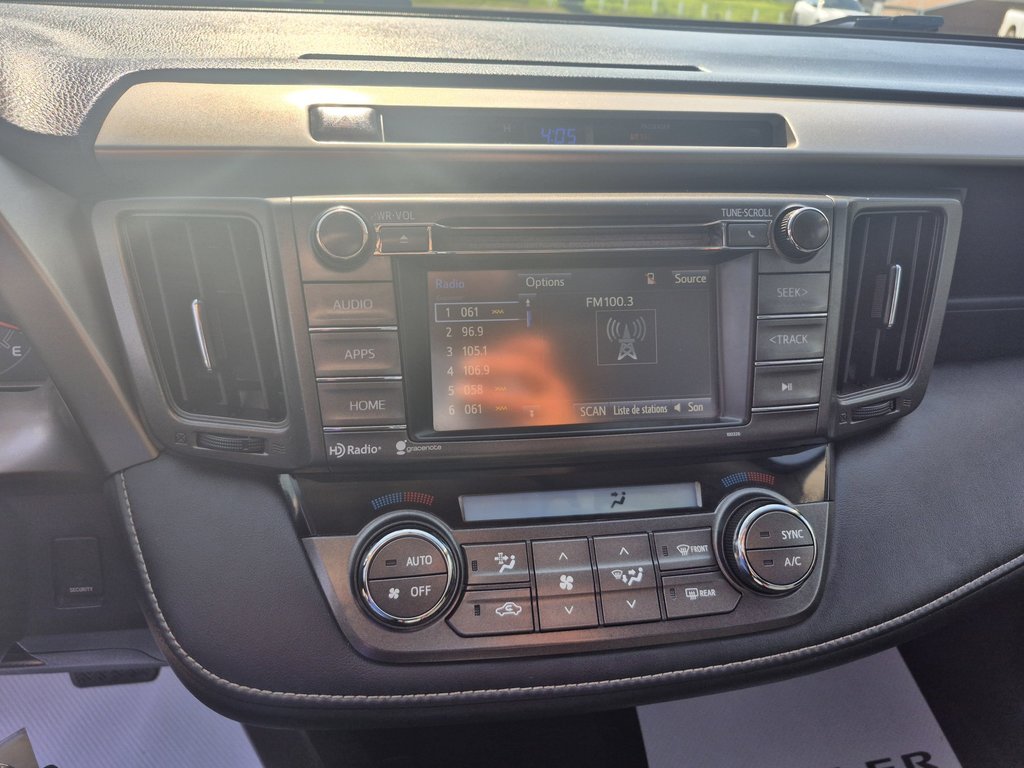 Toyota RAV4 XLE 2015 à Carleton, Québec - 17 - w1024h768px