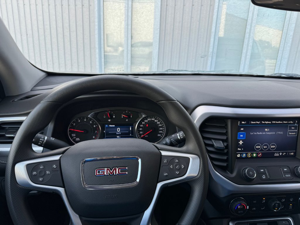 2023  Acadia SLE AWD in Chandler, Quebec - 11 - w1024h768px