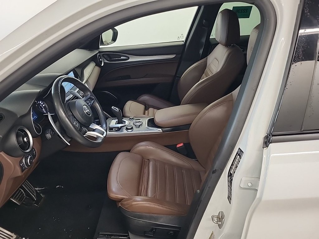 2021 Alfa Romeo Stelvio Ti Sport in St-Jean-Sur-Richelieu, Quebec - 9 - w1024h768px