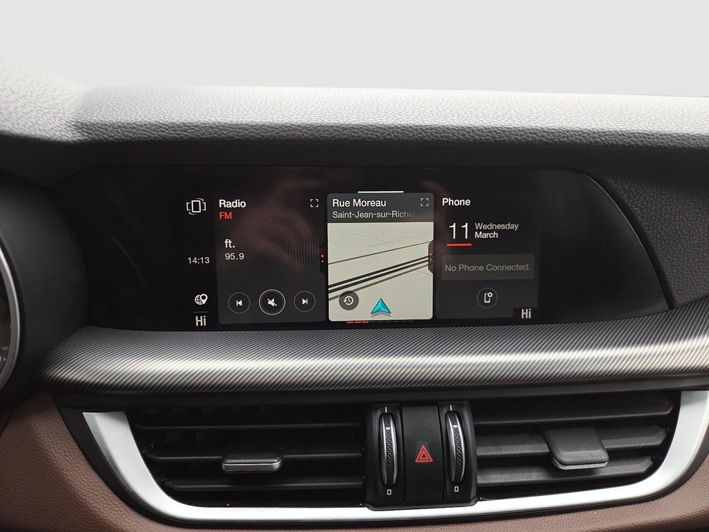 2021 Alfa Romeo Stelvio Ti Sport AWD in St-Jean-Sur-Richelieu, Quebec - 21 - w1024h768px